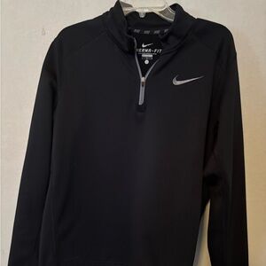 Nike thermal fit pullover size large